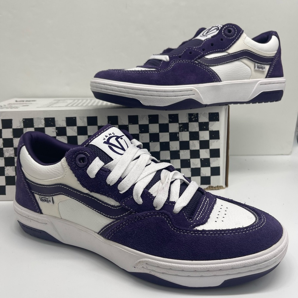Vans Men's Purple and White Skate Rowan 2
Purple
VN000D3SPRP Sneakers - Picture 13 of 16